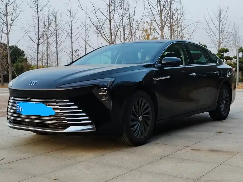 Buick LaCrosse 2025 из CN, фото 1