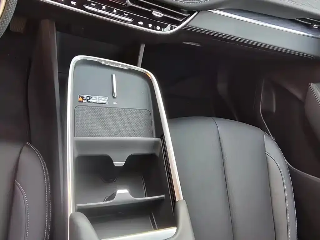 Buick LaCrosse 2025 из CN, фото 10