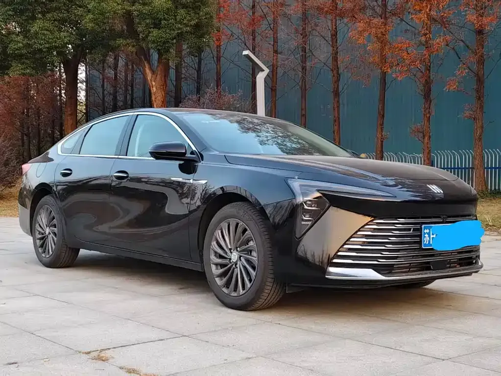 Buick LaCrosse 2025 из CN, фото 3