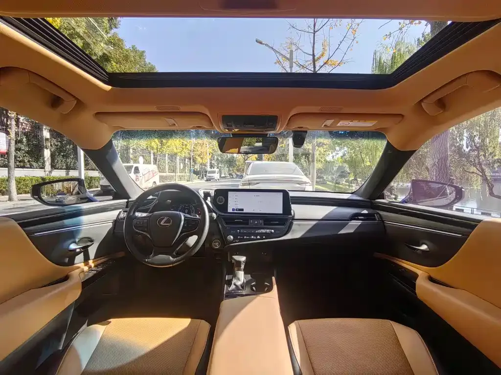 Lexus ES 2023 из CN, фото 7