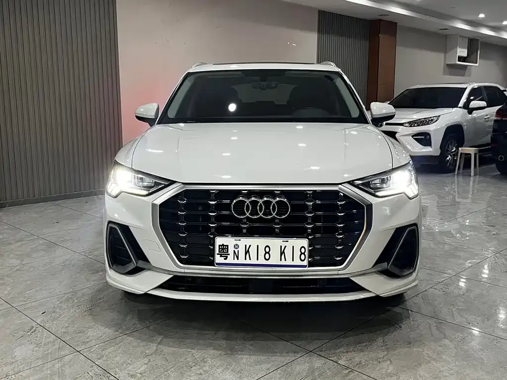 Audi Q3 — фото 2