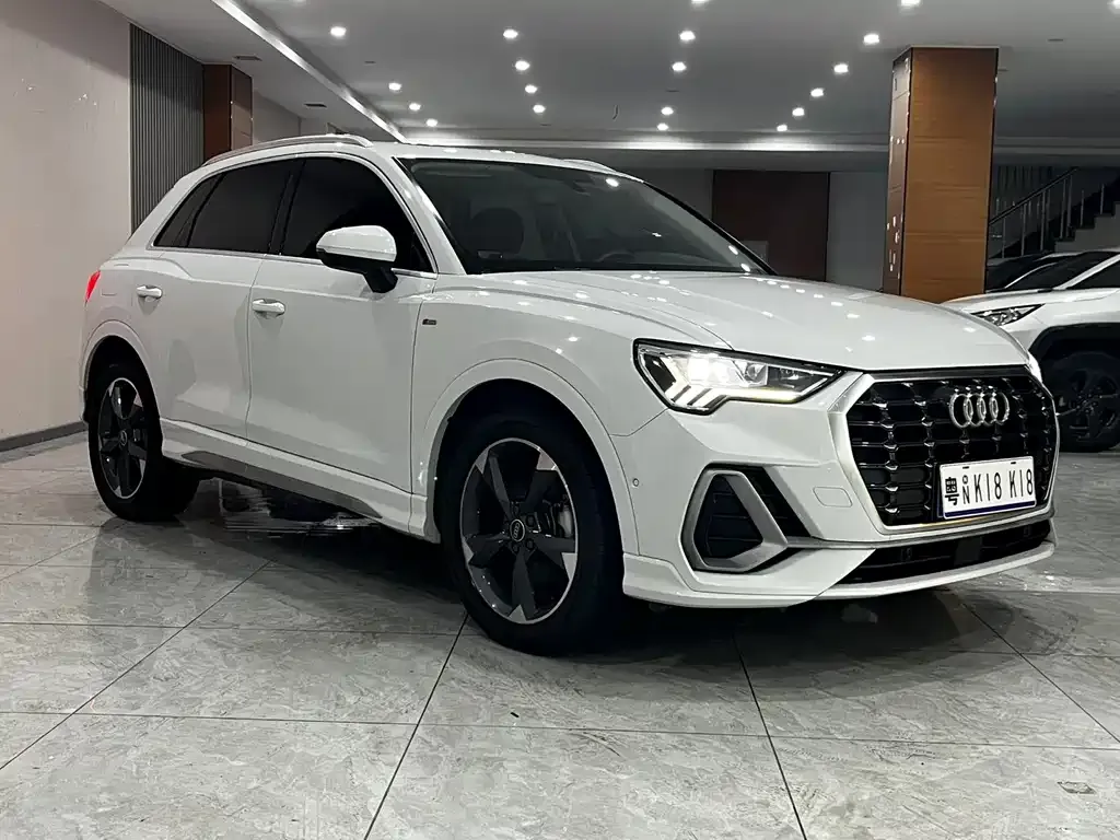 Audi Q3 — фото 3