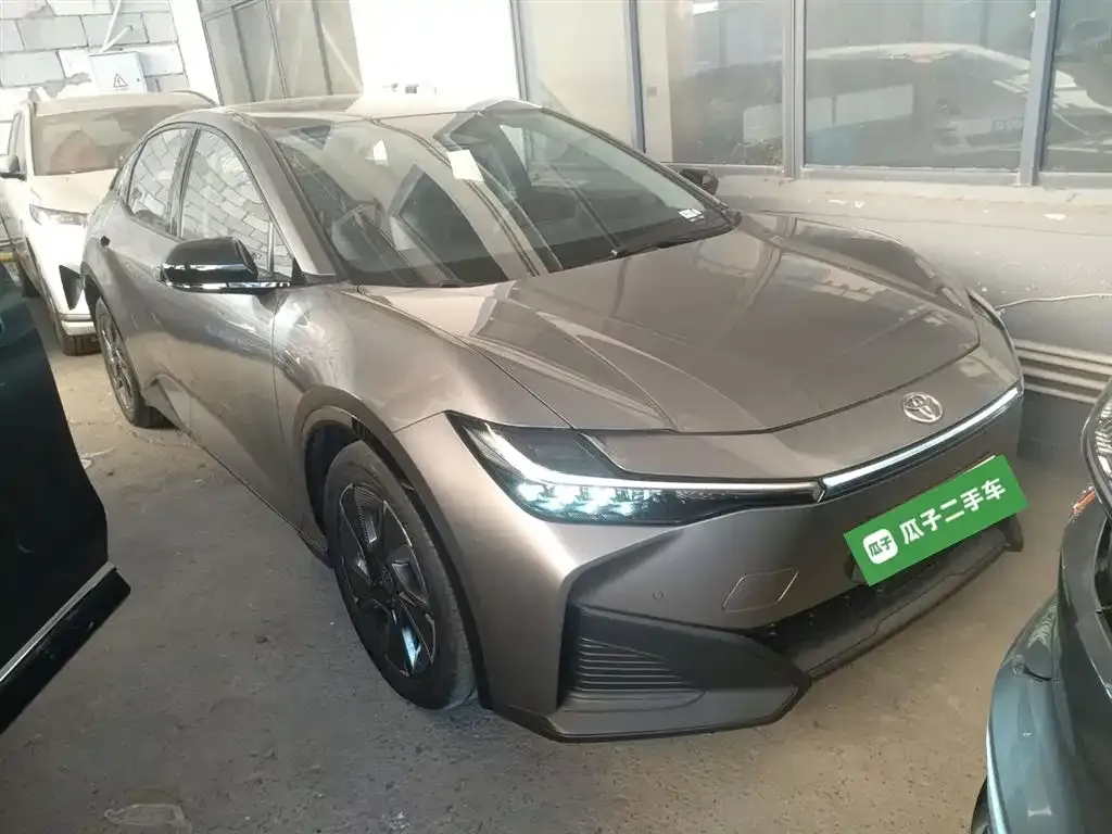 Toyota bZ3 2025 из CN, фото 4