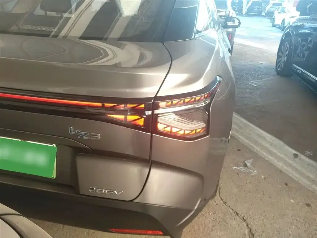 Toyota bZ3 2025 из CN, фото 8