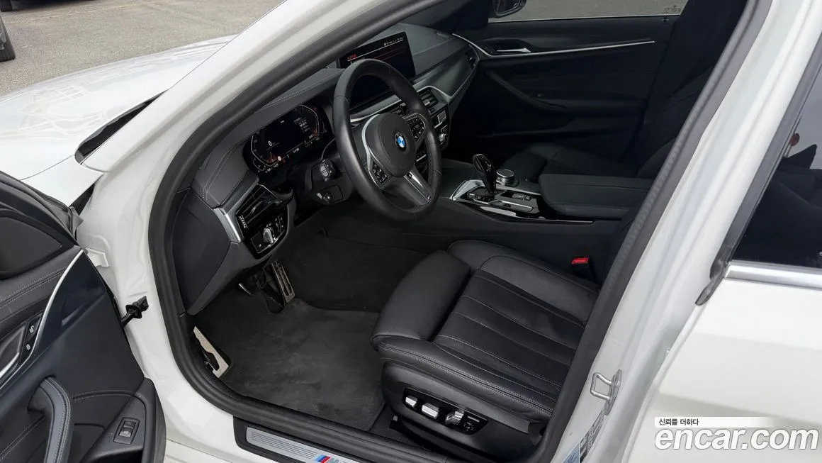 BMW 5-Series — фото 10