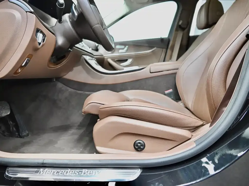 Mercedes-Benz E-Class 2022 из CN, фото 7