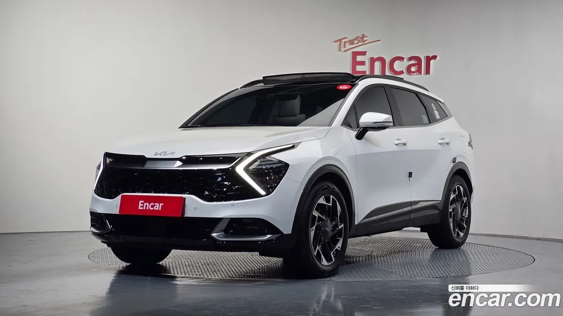 Kia Sportage — фото 1