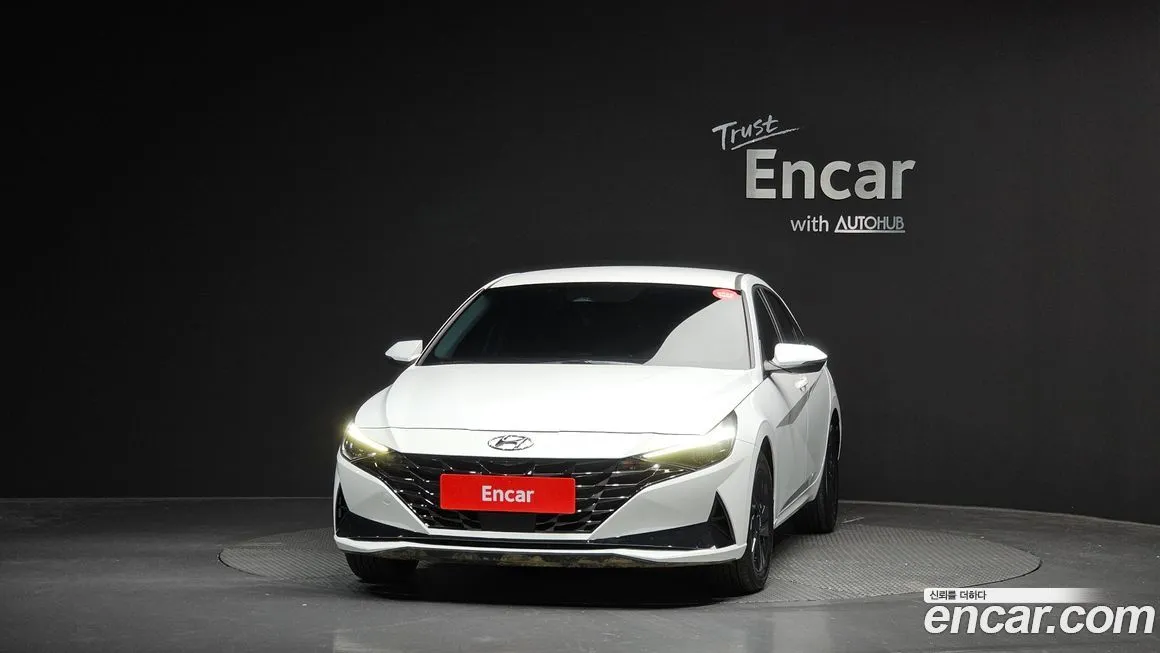 Hyundai AVANTE — фото 3