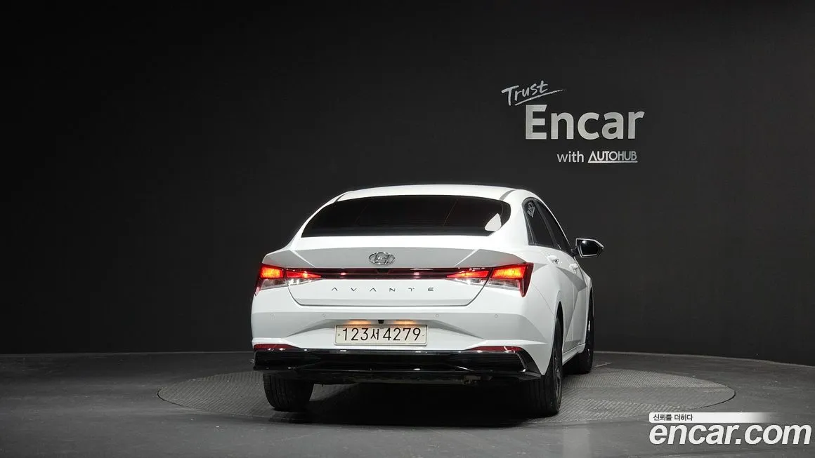 Hyundai AVANTE — фото 4
