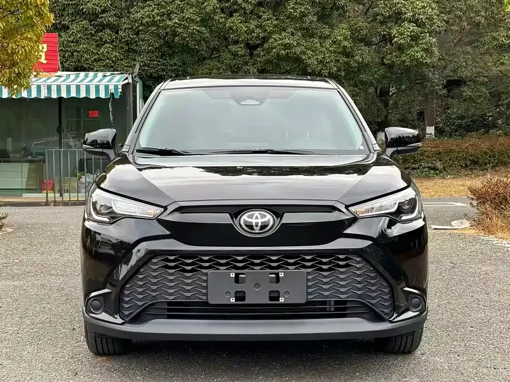 Toyota Frontlander — фото 2