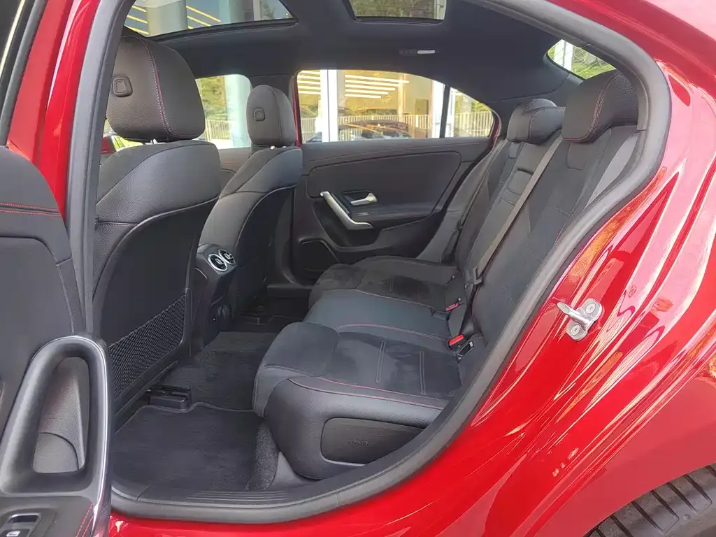 Mercedes-Benz A-Class 2025 из CN, фото 7