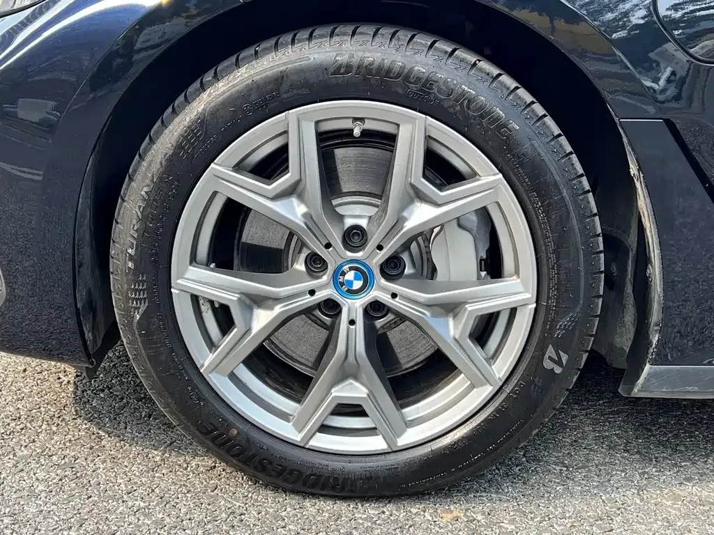 BMW i3 — фото 8
