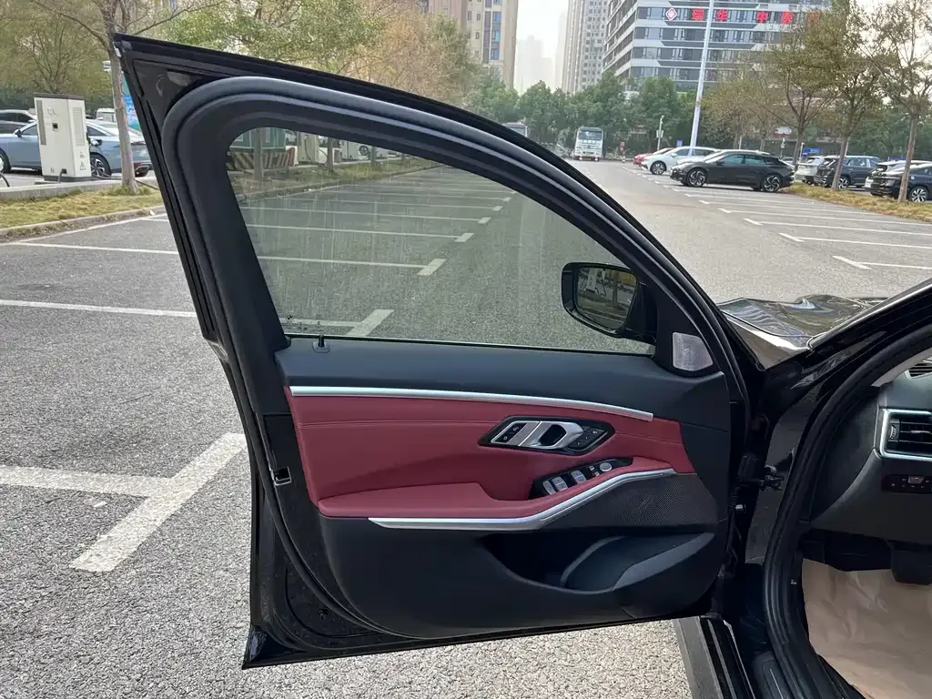 BMW i3 — фото 9
