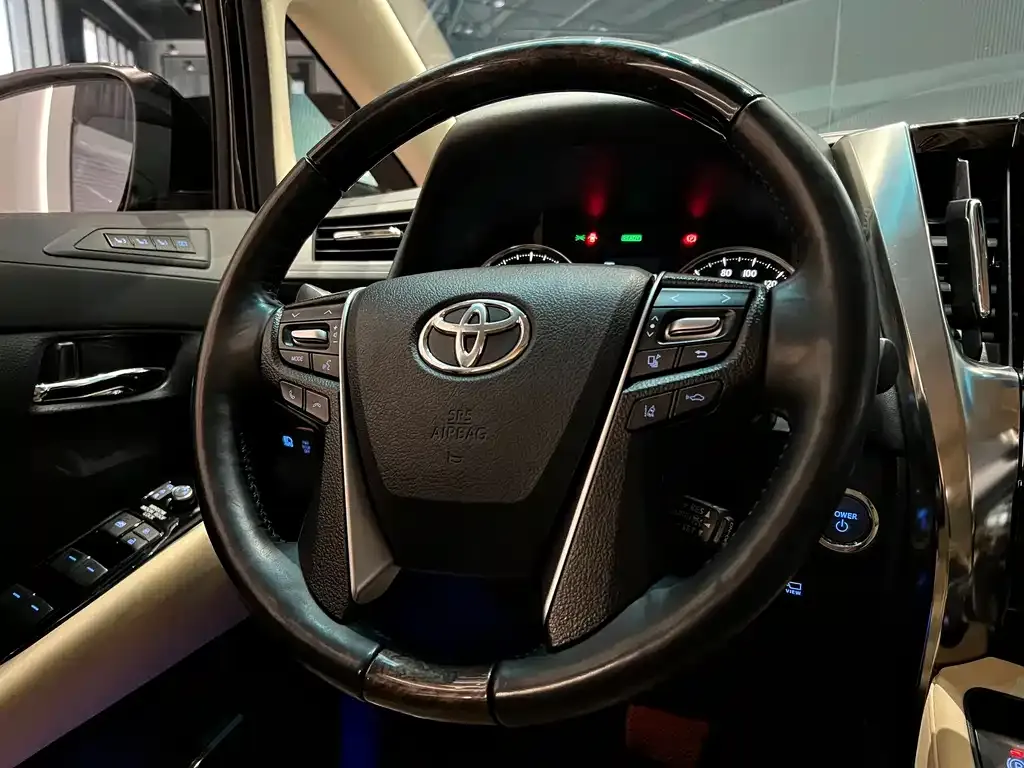Toyota Alphard 2023 из CN, фото 8