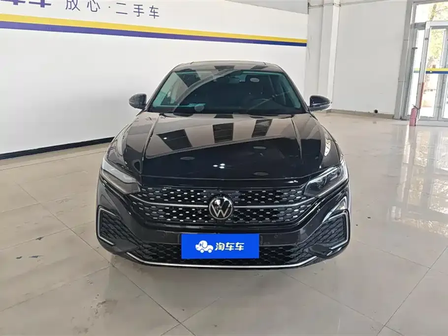 Volkswagen Passat 2023 из CN, фото 2