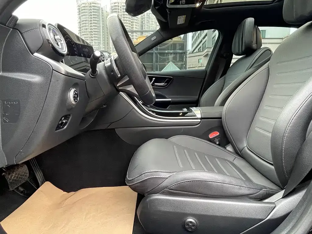 Mercedes-Benz C-Class 2023 из CN, фото 3