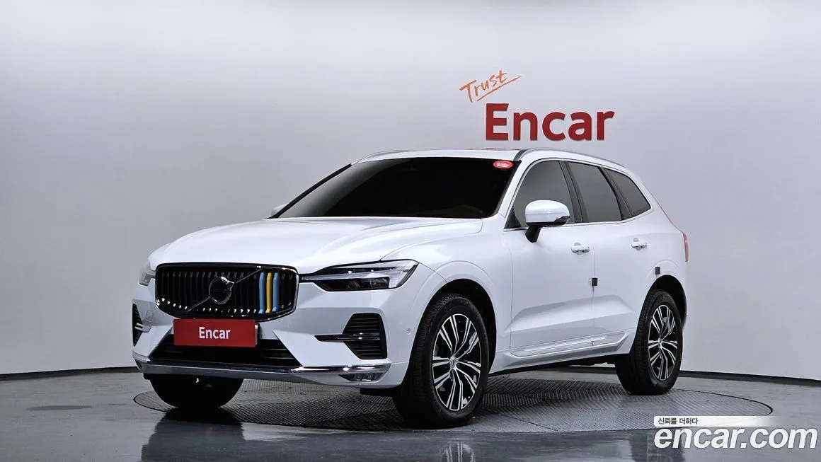 Volvo XC60 — фото 1