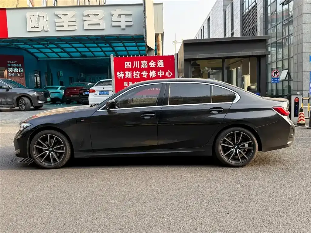 BMW 3 Series 2023 из CN, фото 3