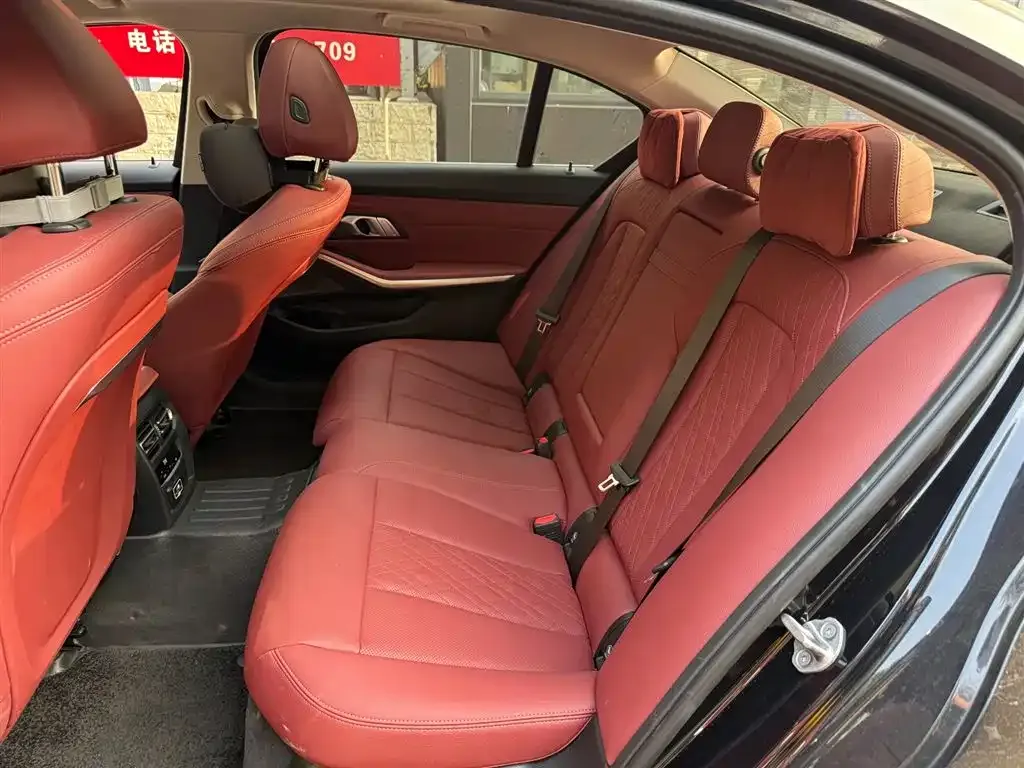BMW 3 Series 2023 из CN, фото 9