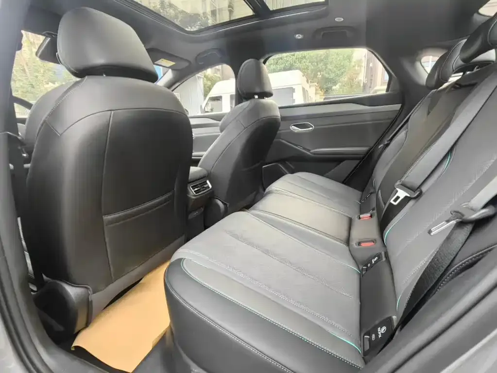 BYD Qin L 2025 из CN, фото 3