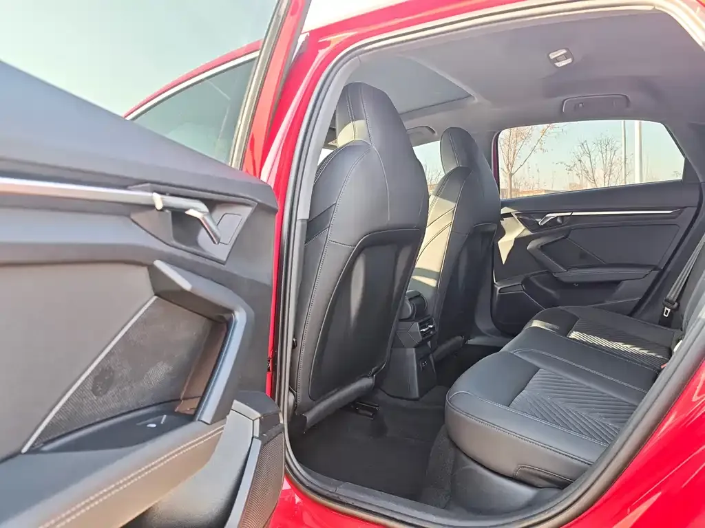 Audi A3 2022 из CN, фото 6