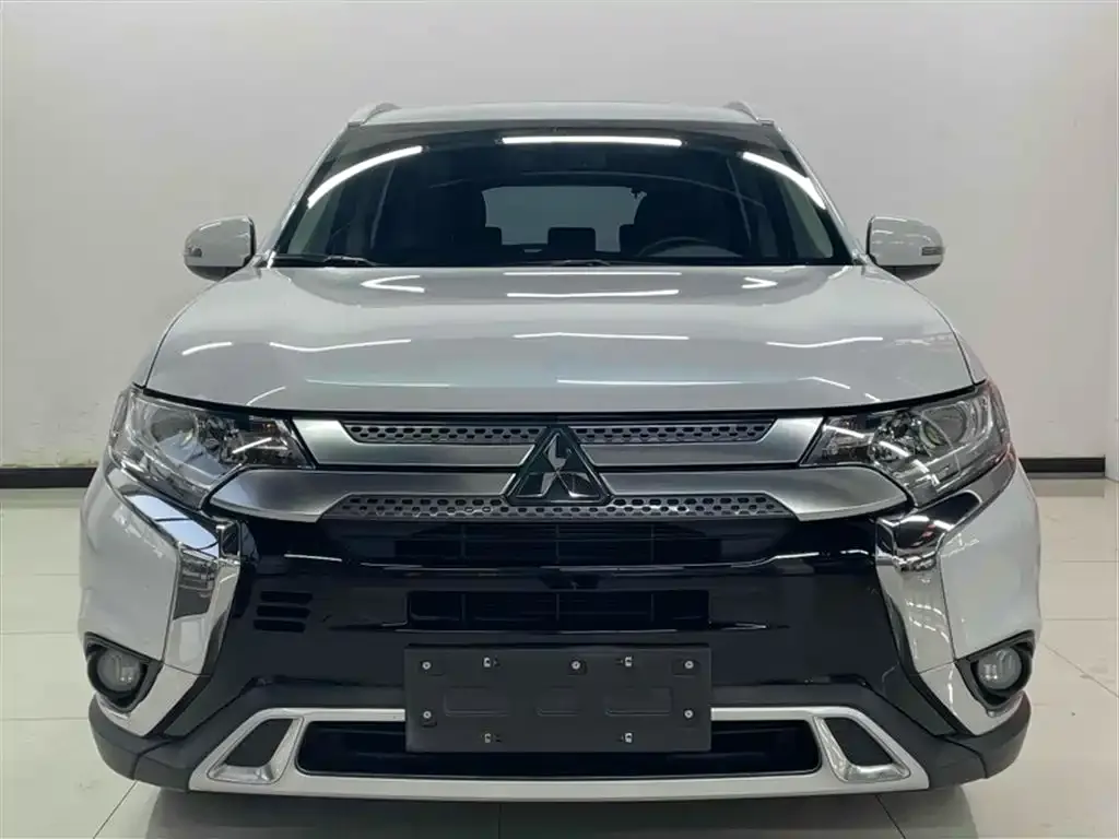Mitsubishi Outlander 2021 из CN, фото 6