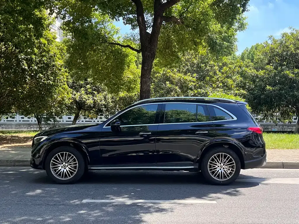Mercedes-Benz GLC — фото 10