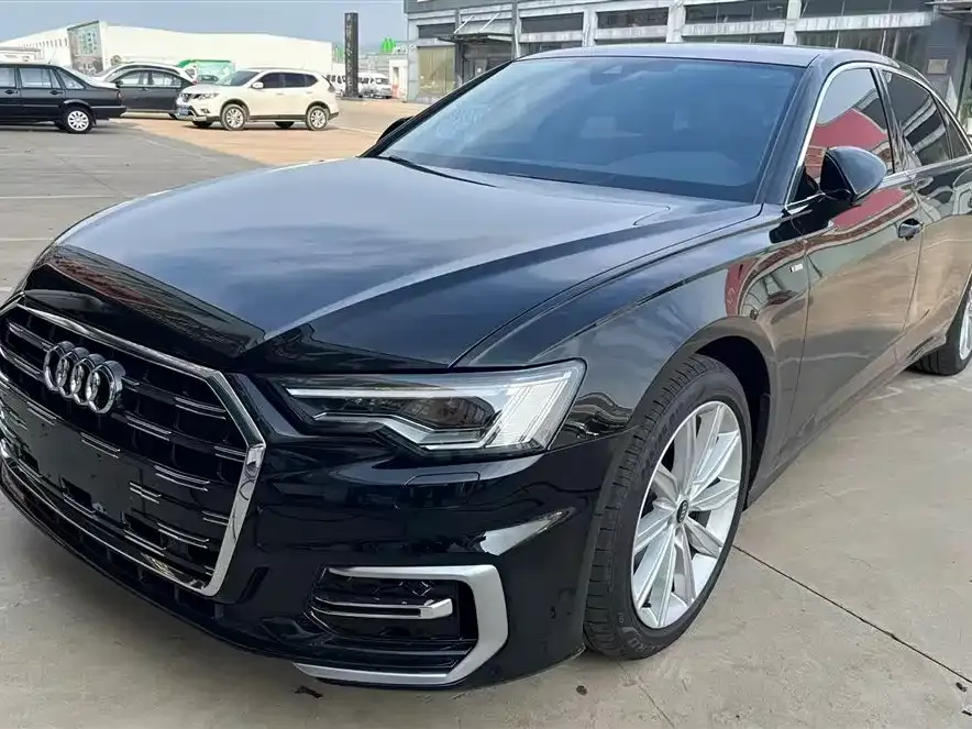 Audi A6L 2023 из CN, фото 1