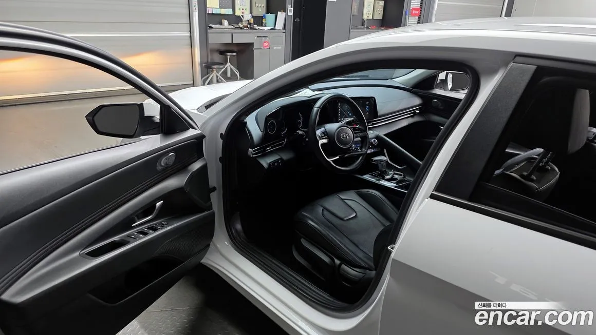 Hyundai AVANTE 2023 из KR, фото 10