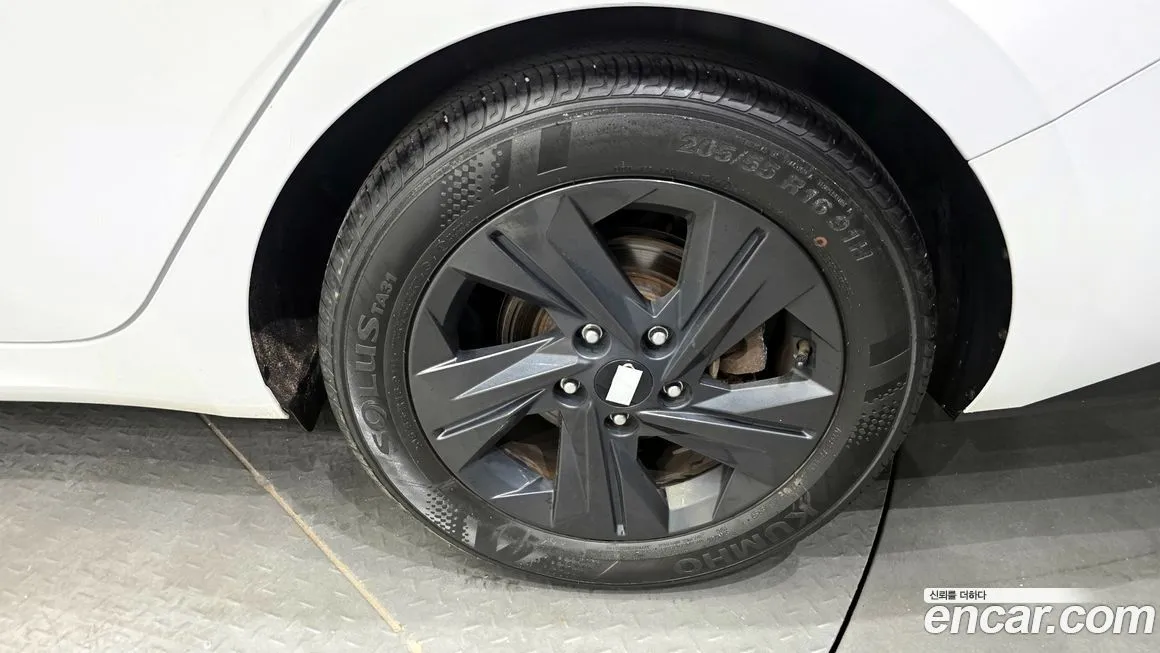 Hyundai AVANTE 2023 из KR, фото 5
