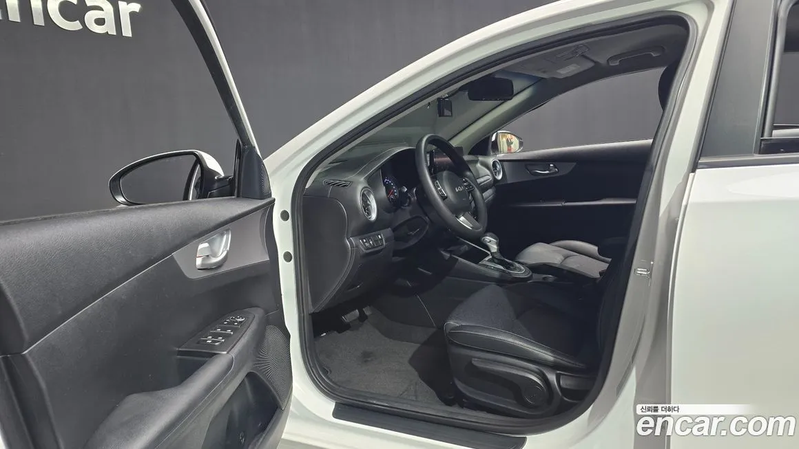 Kia K3 2022 из KR, фото 10