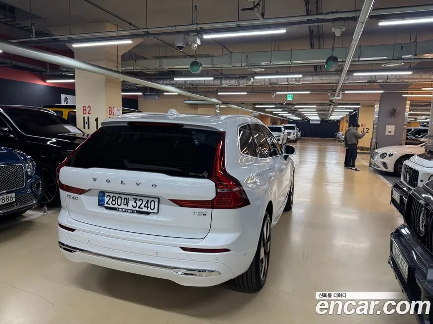 Volvo XC60 2025 из KR, фото 2