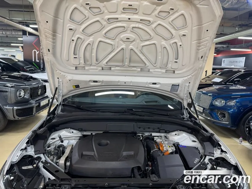 Volvo XC60 2025 из KR, фото 6