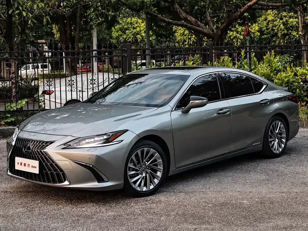Lexus ES — фото 2