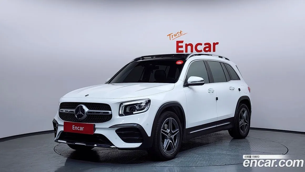 Mercedes-Benz GLB-Class — фото 1