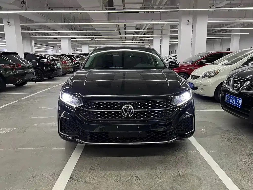 Volkswagen Passat — фото 2
