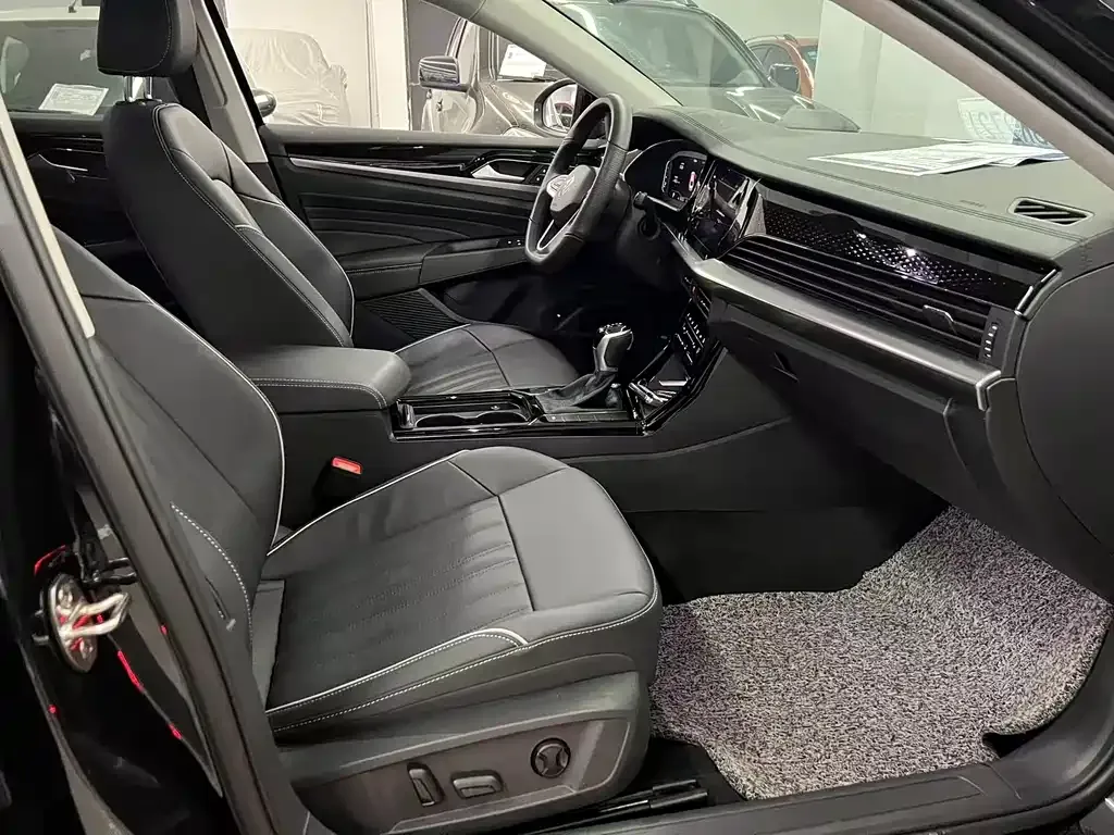 Volkswagen Passat — фото 9