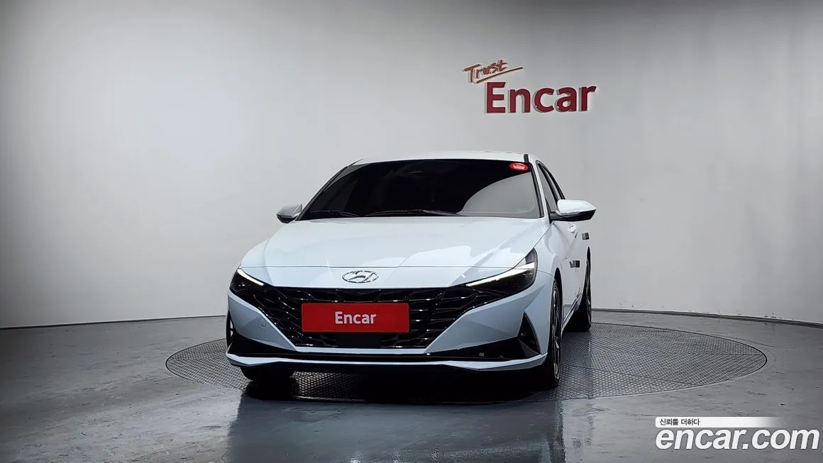 Hyundai AVANTE — фото 3
