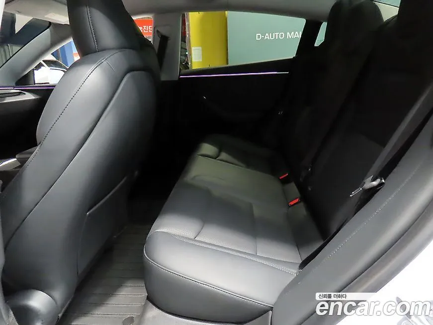 Tesla Model 3 2024 из KR, фото 7