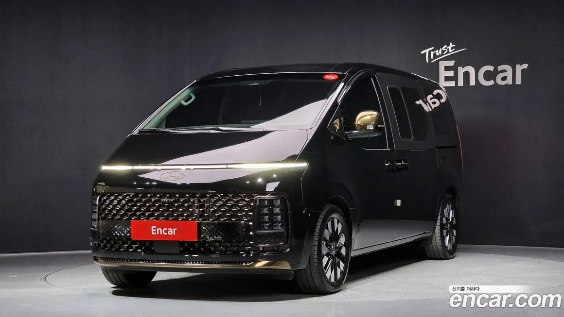 Hyundai Staria 2025 из KR, фото 1