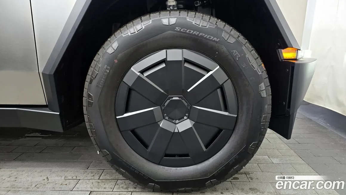Tesla Cybertruck 2025 из KR, фото 5