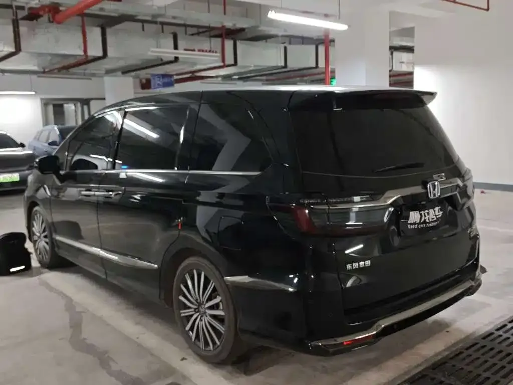 Honda Elysion 2022 из CN, фото 8