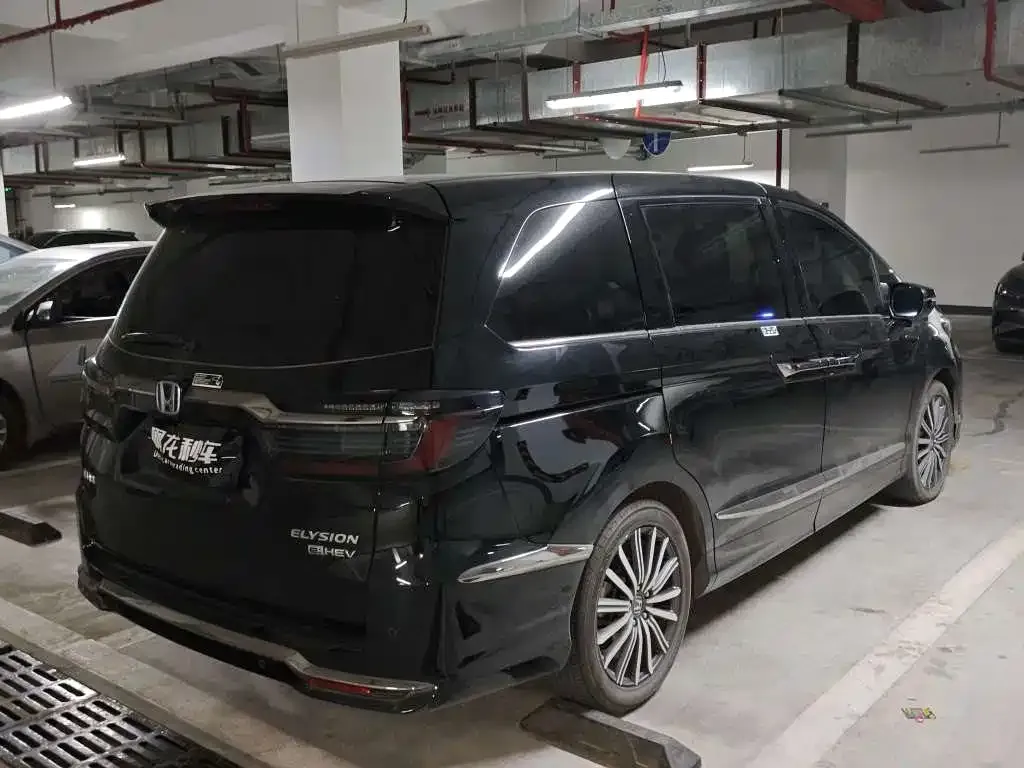 Honda Elysion 2022 из CN, фото 9