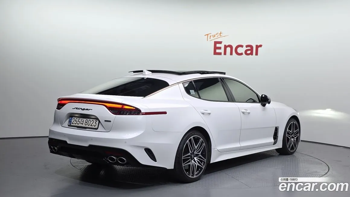 Kia Stinger 2021 из KR, фото 2