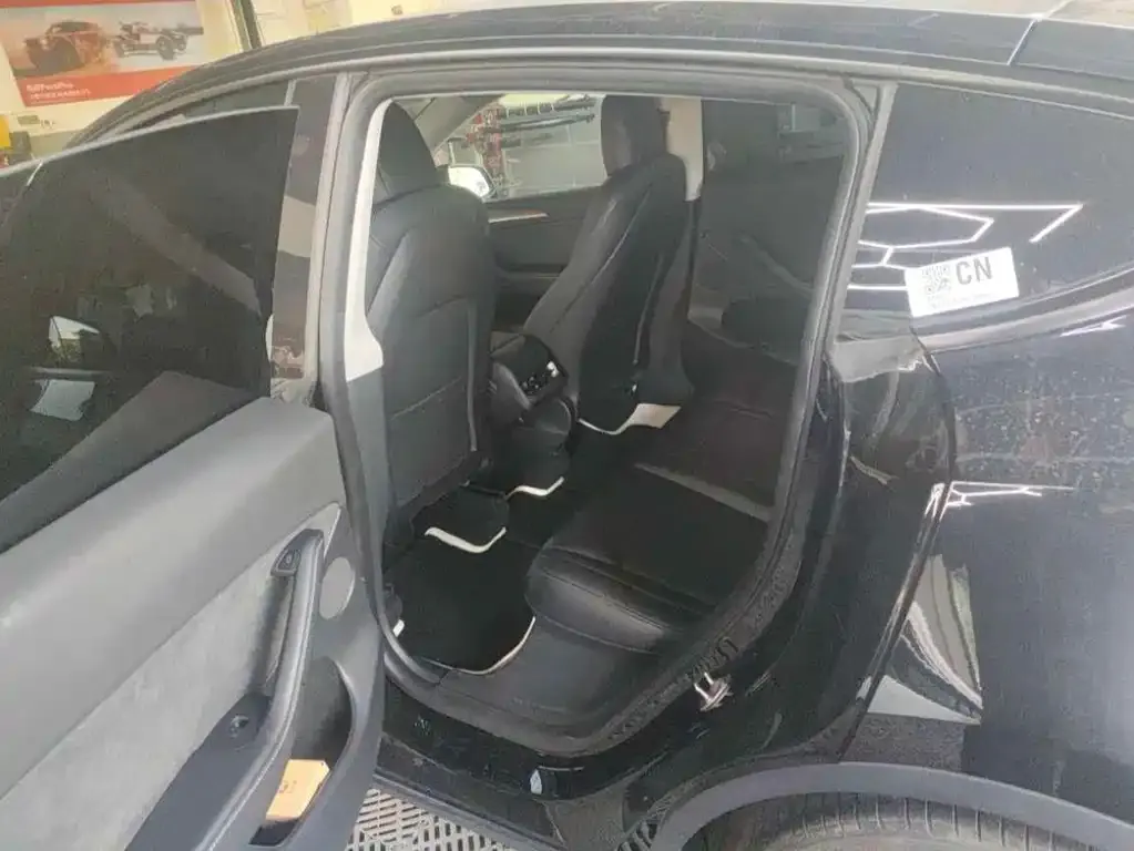 Tesla Model Y 2022 из CN, фото 4