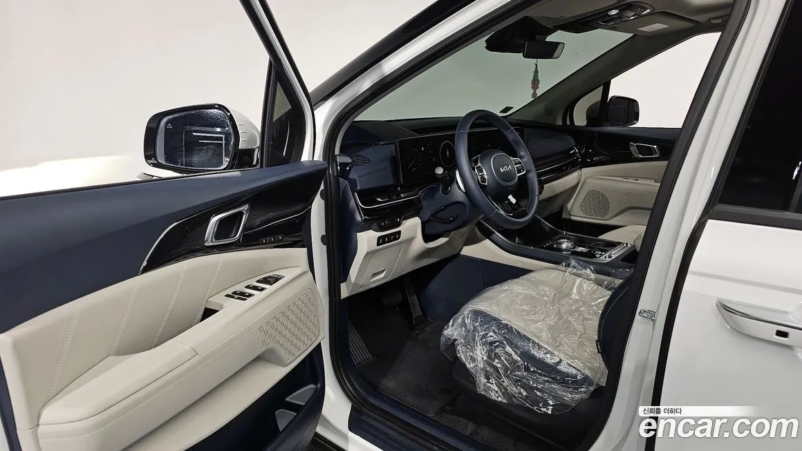 Kia Carnival — фото 10