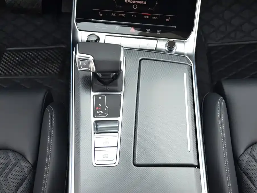 Audi A6L 2025 из CN, фото 9