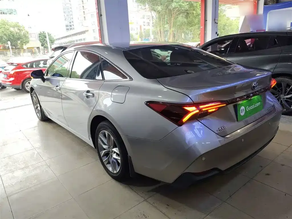 Toyota Avalon 2021 из CN, фото 5