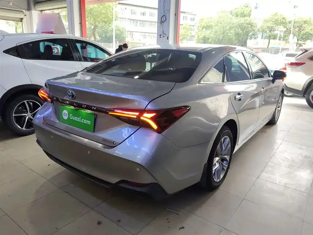 Toyota Avalon 2021 из CN, фото 7
