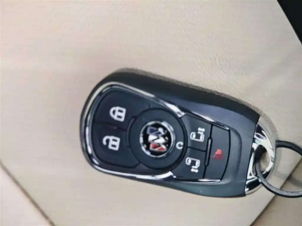 Buick GL8 Hybrid 2024 из CN, фото 10